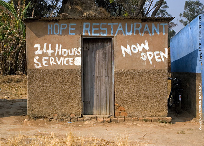 046_CZmA.8953-African-Sign-Art-Hope-Restaurant