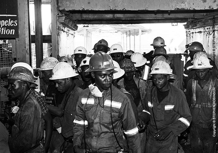 025_KMK_6358BW-Underground-Copper-Mining-Congo