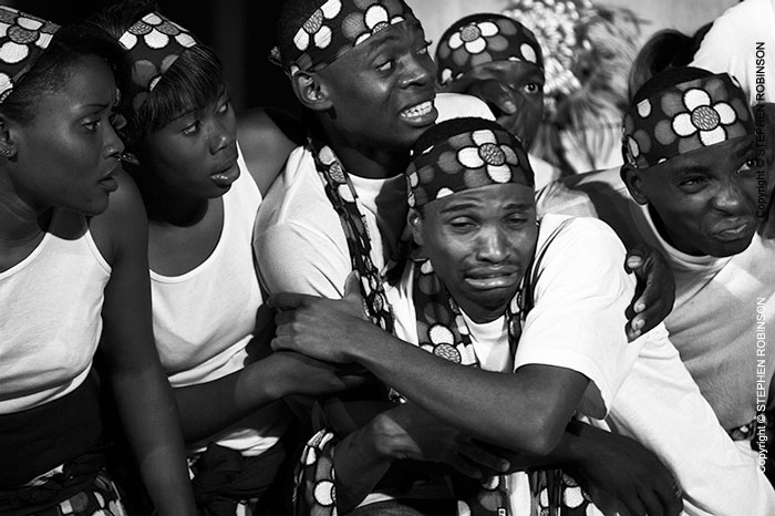 031_CZmD.8900BW-African-Dance-Group-Zambia