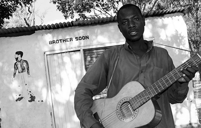 012_CZmA.8676BW-Village-Shop-Owner-Brother-Soon-&-Owner-Zambia