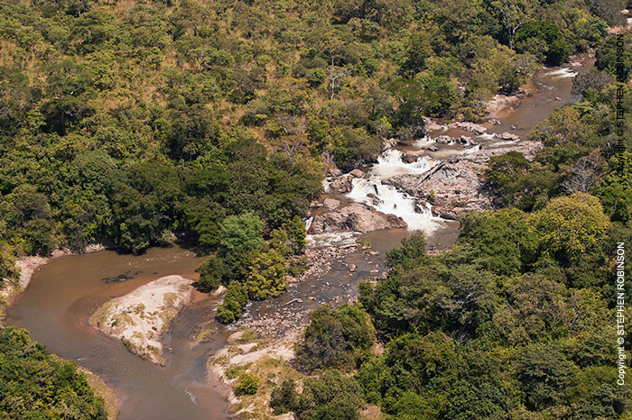 007_LZmN.1301-Mwaleshi-River-Falls-E-Zambia