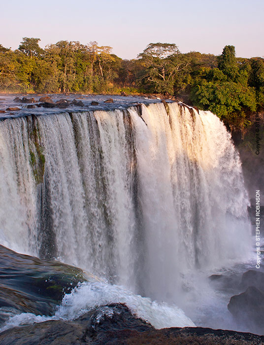 028_LZmL.8003V-Lumangwe-Falls-N-Zambia