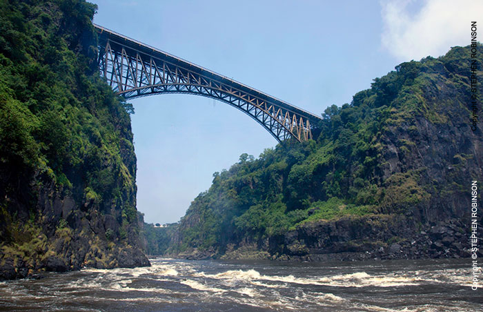 076_LZmS.6736-Victoria-Falls-Bridge-&-Gorge-Zambezi-R-Zambia