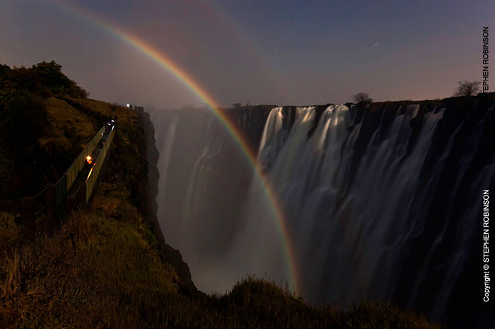 104_LZmS.3350-Lunar-Rainbow-Victoria-Falls-Zambezi-R-Zambia