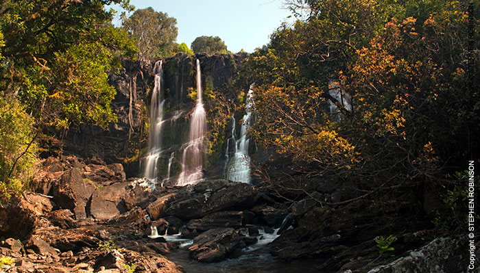 004_LZmNW.1841819-Nyambwezyu-Falls-&-Prehistoric-Man-Site-NW-Zambia