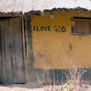 006_CZmA.8772-African-Painted-House-I-Love-God