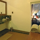 015_ML.150310-Hotel-Guest--Bathroom-Zambia