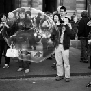 013_UFr.4863BW-Watching-Bubbles-Paris